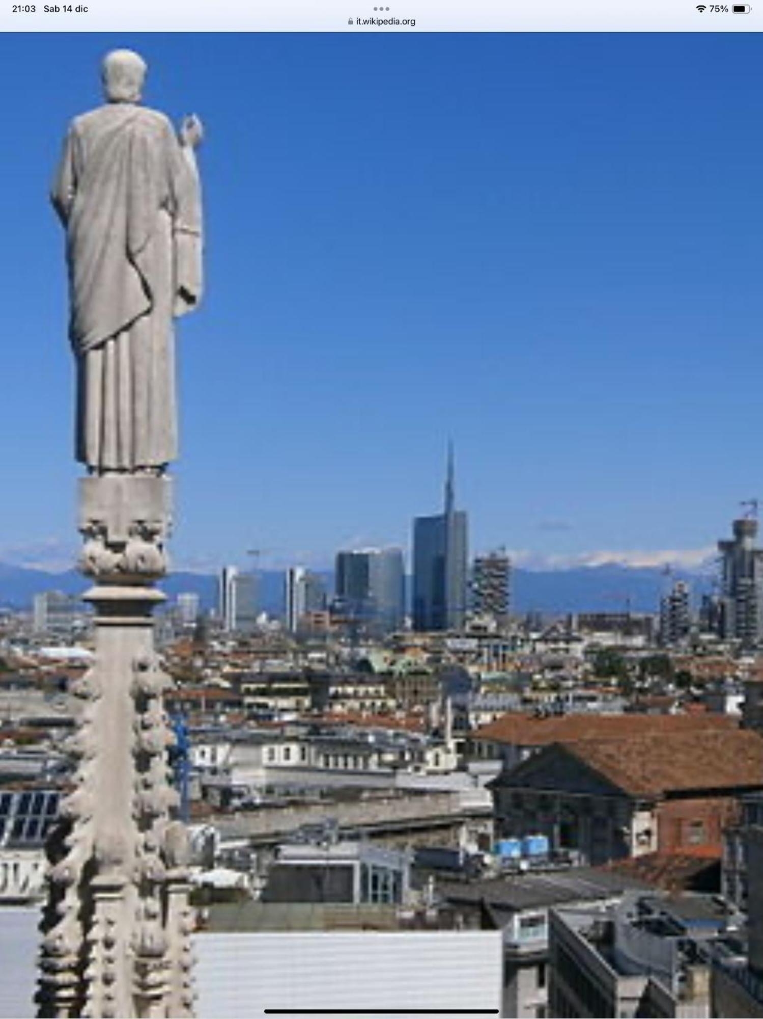 Milano Bocconi — Fotos 1